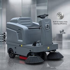 Camion de nettoyage routier extérieur Laite avec aspirateur à poussière intégré - Product Image 1