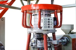 China ABA automático de tres capas 3000mm HDpe-Ldpe Pp Pe Pvc máquina de soplado de película retráctil <span class=keywords><strong>Polystar</strong></span> extrusora de película de laboratorio de plástico - Product Image 4