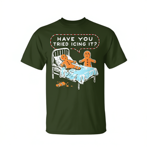 Camiseta navideña Gingerbread Holiday 2024, ¿has probado el diseño Icing It? - Product Image 2