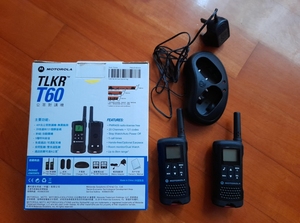 Ricetrasmittente Motorola TLKR-T60 Direttamente dalla Fabbrica, con 6 <span class=keywords><strong>Chilometri</strong></span> di Autonomia, la Radio Ideale per Avventure all'Aperto T60 - Product Image 5