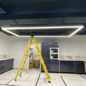 Hlinear 1500/Smart Home Lighting Linear Light Quadrate Series con lámpara pequeña y control remoto - Product Image 6