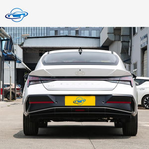 ファミリー向け エラントラ Nライン ターボ 240 TGDI DCT スポーツセダン 左ハンドル 1-25000マイル 2023年式 ダークインテリア - Product Image 6