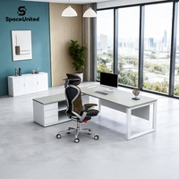 Bureaux et postes de travail ergonomiques modernes SpaceUnited avec structure en acier pour cadres