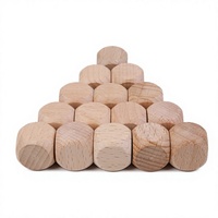 Blocs de bois carrés polis non finis multifonctionnels pour la création de panneaux muraux