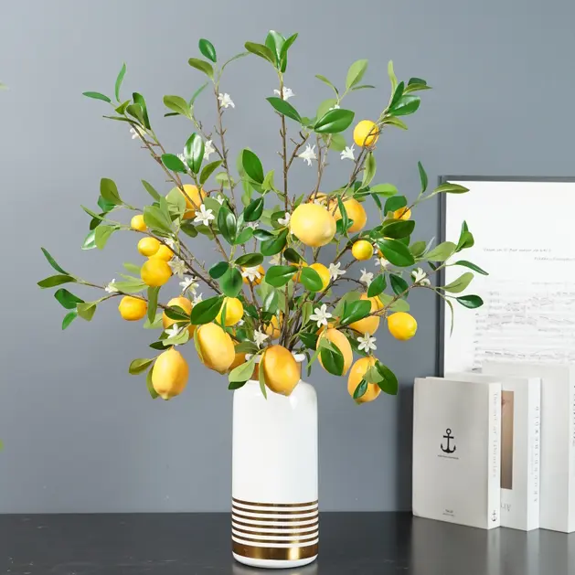 農家スタイルのホームテーブルのセンターピースの装飾のための熱い販売のレモンの枝鮮やかな黄色の人工レモンステム