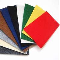 Nadelgestochener Vliesstoff-Polyester-Teppich Weicher Flauschiger Schalldämpfender Umweltfreundlicher Geräuschloser Rutschfester Teppich für Gebet, Reisen und Gewerbliche Nutzung