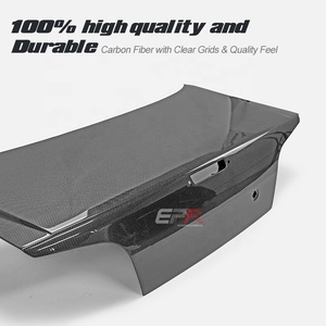 EPR ทนทาน ได้รับอนุญาตเป็นพิเศษ ฝากระโปรงท้าย IP สำหรับ R34 HR34 Skyline Sedan ปี 1998-2002 แบบ OE คาร์บอนไฟเบอร์ สีสั่งทำพิเศษ ติดตั้งง่าย 100% - Product Image 3