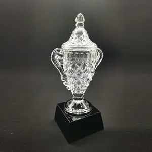 Nouveau design personnalisé par le fabricant trophée en verre cristal haute transparence trophée couronne de cristal