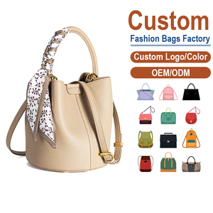 Bolso de Mano y Bandolera de Piel Genuina Color Gris Elefante, Anti-Robo, Premium, para Mujer, Personalizable de Fábrica - Product Image 1