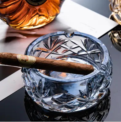 Hot Bán Tùy Chỉnh Châu Âu Món Quà Thời Trang Pha Lê Glass Cigar Gạt Tàn