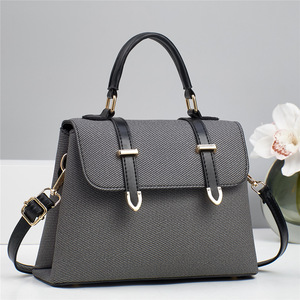 Bolso de Mano Pequeño de Lujo para Mujer, Diseño Cruzado, Patrón Lichee, Cuero PU con Cierre de Cremallera y Dos Correas, Forro de Poliéster - Product Image 2