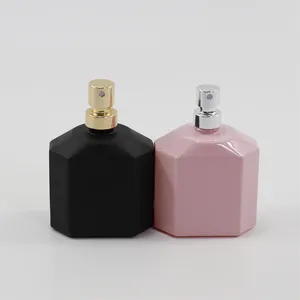 Garrafas de perfume rosas e pretas em 2023, garrafa de vidro vazia com pulverizador de pente, 30ml/50ml, novo design exclusivo, rosa e preto