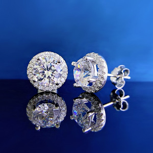 Pendientes de tuerca finos clásicos elegantes para mujer, nueva inserción redonda de taladro completo con circón - Product Image 2