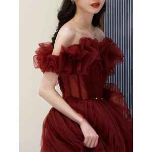 S0477R New One-shoulder Red Temperament Light Luxury Celebrity Banquet Sling Slim Fishtail Annual Meeting Host Wedding Dress - Product Image 3