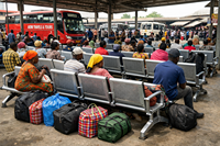 Chaise d'attente robuste en métal à 3 places pour projets aéroportuaires et hospitaliers au Nigeria, en acier laminé à froid antirouille, pour réception