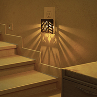 ZHILAI Mini Lampe LED Moderne avec Capteur de Luminosité, Intensité Réglable, à Brancher, Économe en Énergie pour Chambre d'Enfant et Escaliers