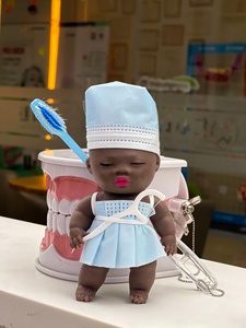 ตุ๊กตาบีบสีดำน่ารักแต่ดูตลก ของเล่นบีบคลายเครียด ลูกบอลบีบสควิชชี่ ของเล่นเด็ก ของเล่นบรรเทาความเครียด - Product Image 3