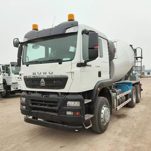 Camion malaxeur à béton prêt à l'emploi HOWO 6x4 SINOTRUK Euro II 10 tonnes, nouveau, à haut moment de charge, fréquemment exporté - Product Image 1