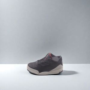 Molino de Hierbas de Aleación de Zinc con Diseño Novedoso en Forma de Zapatilla Deportiva, Accesorios para Fumar Tabaco y Hierbas - Product Image 4