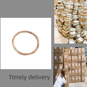 Nuovo Bracciale Charm con Fibbia Apribile Personalizzata in Stile Romano, Unisex, in Acciaio Inossidabile, Moda Digitale, Forma Geometrica, per Feste, Placcato Oro 18K - Product Image 4