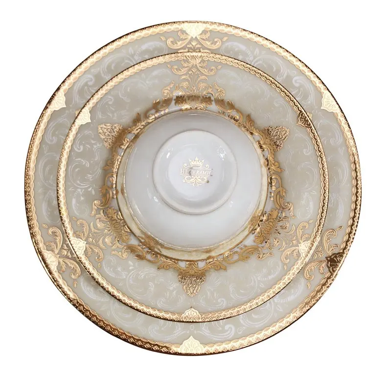 wholesale luxury porcelain golden plated dinner plates tableware set