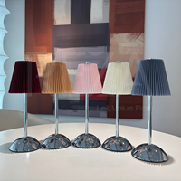 Lampe de table LED rechargeable portable avec abat-jour plissé en tissu, sans fil, à intensité tactile, veilleuse, vente en gros d'usine pour mariage