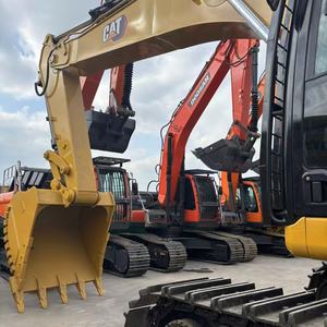 Excavatrice Caterpillar 345GC d'occasion, faible nombre d'heures de fonctionnement, peinture d'origine, état propre, force de creusement puissante, bien entretenue - Product Image 4