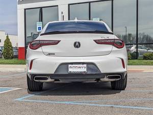 รถยนต์ TLX 4 ประตู ซีดาน ขับเคลื่อนล้อหน้า สภาพดี ใช้งานน้อย เบาะหนัง ล้อแม็กซ์ ระบบควบคุมความเร็วอัตโนมัติ พร้อมขาย - Product Image 2