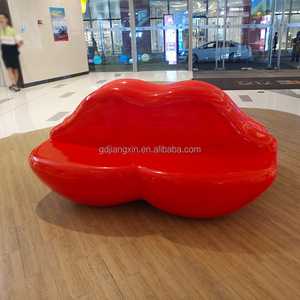 Fauteuil Lounge Lèvres Rouges - Sculpture Moderne en Fibre <span class=keywords><strong>de</strong></span> Verre/Résine Époxy Peinte à la Main, Finition Brillante, Art d'Intérieur <span class=keywords><strong>de</strong></span> Luxe, Art Extérieur - Product Image 6