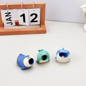 Porte-stylos et crayons mignon en résine, motif animaux (chat, <span class=keywords><strong>chien</strong></span>, dinosaure, lapin), mini rangement pour bureau, décorations <span class=keywords><strong>de</strong></span> bureau, petit support pour stylos et crayons. - Product Image 2