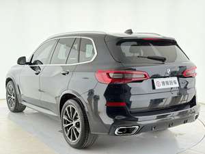 سيارة بي إم دبليو إكس5 2020 إم سبورت إكس درايف30آي مستعملة |   سقف بانورامي |   باب خلفي كهربائي |   قاعدة عجلات 2975 مم |   360 °   كاميرا |   موثوق - Product Image 3