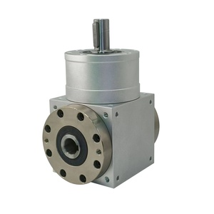 Caja de Engranajes Cónicos de Ángulo Recto 3F FAMED AT075, Relación 20:1, 45 Nm de Torque, Salida de Eje Doble Hueco, Certificación ISO9001 y CE, 12 Meses de Garantía - Product Image 2