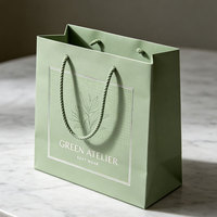 Sac de courses en carton recyclable, personnalisable avec votre logo pour l'emballage de votre marque commerciale