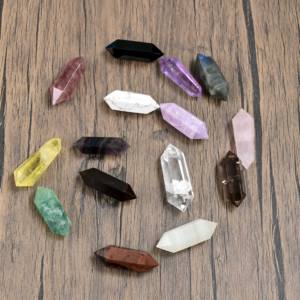 Cristal naturel en gros, tour à double pointe, artisanat sculpté écologique, pierre précieuse de guérison, cadeau de décoration de pièce Fengshui - Product Image 1