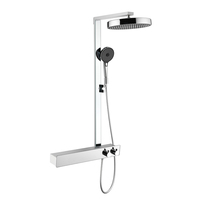 Ensemble de douche de pluie de vanité de salle de bains de maison de luxe pommeaux de douche en cuivre chromé à valve en céramique exposée pour une utilisation en appartement d'hôtel