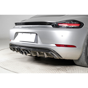 Nuevo Parachoques Trasero Ligero de Fibra de Carbono 2016-2024 con Luz Antiniebla y Accesorio de Fijación para 718 GTS - Product Image 4