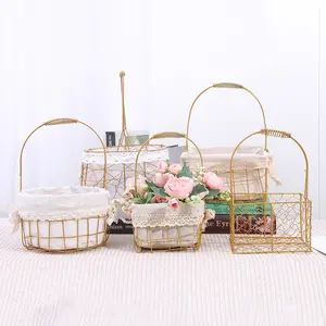 Manufacturer wholesale wrought iron woven wedding gift flower basket Golden barbed wire festive decorative wire mesh gift basket