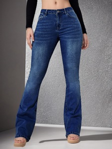 Vaqueros acampanados elásticos de mezclilla para mujer, de talla estándar europea y americana, personalizados, populares y a la moda. - Product Image 1