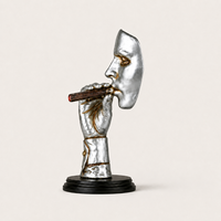 Statue d'ornement en résine argentée Art Déco, motif homme tenant un cigare, pour bar à cigares de mariage, décoration de table, cadeau pour homme, pour bar à domicile, fabrication en gros