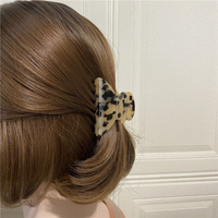 Pinces à cheveux en acrylique de couleur unie de style coréen, pinces à cheveux mignonnes pour filles, pinces à cheveux en plastique brillantes pour femmes, pinces à cheveux moyennes