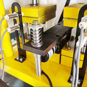 Máquina profesional de fabricación de una sola hebilla de caja de madera contrachapada - Product Image 4