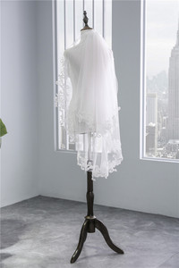 2025 nouveau <span class=keywords><strong>voile</strong></span> de mariée en dentelle florale brodée à deux niveaux avec peigne à cheveux en métal court <span class=keywords><strong>voile</strong></span> de mariage fait à la main casque de mariage - Product Image 5