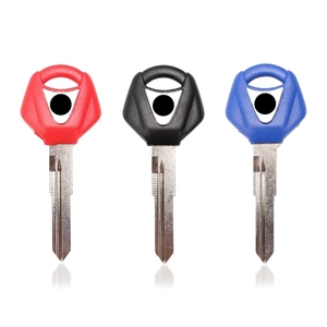 MK0017 Nouvelle clé de moto à luminescence, lame non taillée pour R25 R3 Xmax <span class=keywords><strong>X</strong></span>-<span class=keywords><strong>MAX</strong></span> <span class=keywords><strong>X</strong></span> <span class=keywords><strong>MAX</strong></span> <span class=keywords><strong>125</strong></span> 200 250 MT01 SR400 FZ6R FZ6N - Product Image 1