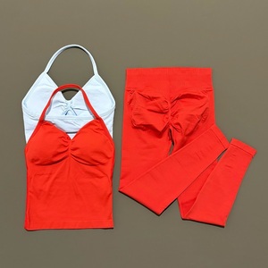 Set Sportivo da Donna 2 Pezzi Traspirante, Top Canotta con Scollo a V e Schiena Scoperta, Leggings Senza Cuciture a Vita Alta - Product Image 4