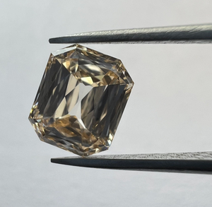 Elegante Diamante Suelto Cultivado en Laboratorio, Corte Esmeralda, Excelentes Facetas Refinadas y Brillo Claro para Anillos de Compromiso Clásicos - Product Image 6