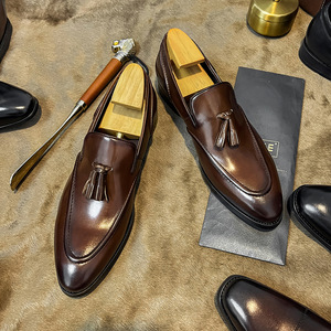 2026 New Design - High-end Trendy Men's Business Leather Shoes - Versatile Pointed-<b>Toe</b> Fringe Leather Shoes - Product Image 1