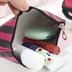 Professionnel imprimé clair Transparent <span class=keywords><strong>Pvc</strong></span> 3 pièces ensemble de sacs cosmétiques ensembles d'emballages cosmétiques de luxe sacs d'emballage cosmétiques - Product Image 3