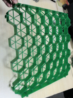 Grille de pavage en plastique alvéolaire HDPE pour allée, tapis de plantation d'herbe, 500x500x40mm, taille personnalisable, vente en gros usine