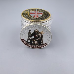 Moneta commemorativa 3D Cavaliere Templare Uomo di Fede, Regalo da collezione Onore della Fratellanza del Guerriero - Vendita all'ingrosso - Product Image 5