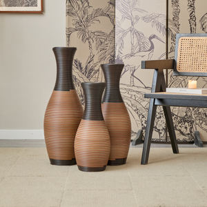 Juego de 3 Jarrones de Piso de Ratán de PVC Tejidos a Mano, 27.56, 23.62 y 19.69 Pulgadas, Gris, Marrón, Beige, Rayado, Decoración Rústica para el Hogar - Product Image 3